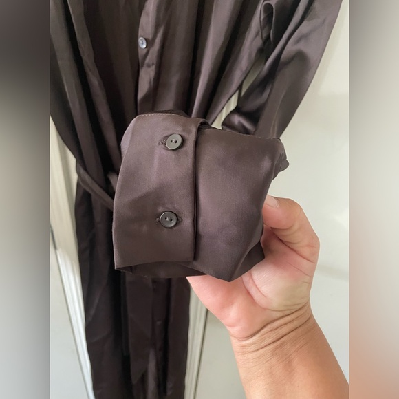 Abercrombie & Fitch brown long sleeve satin midi dress - Picture 5 of 6